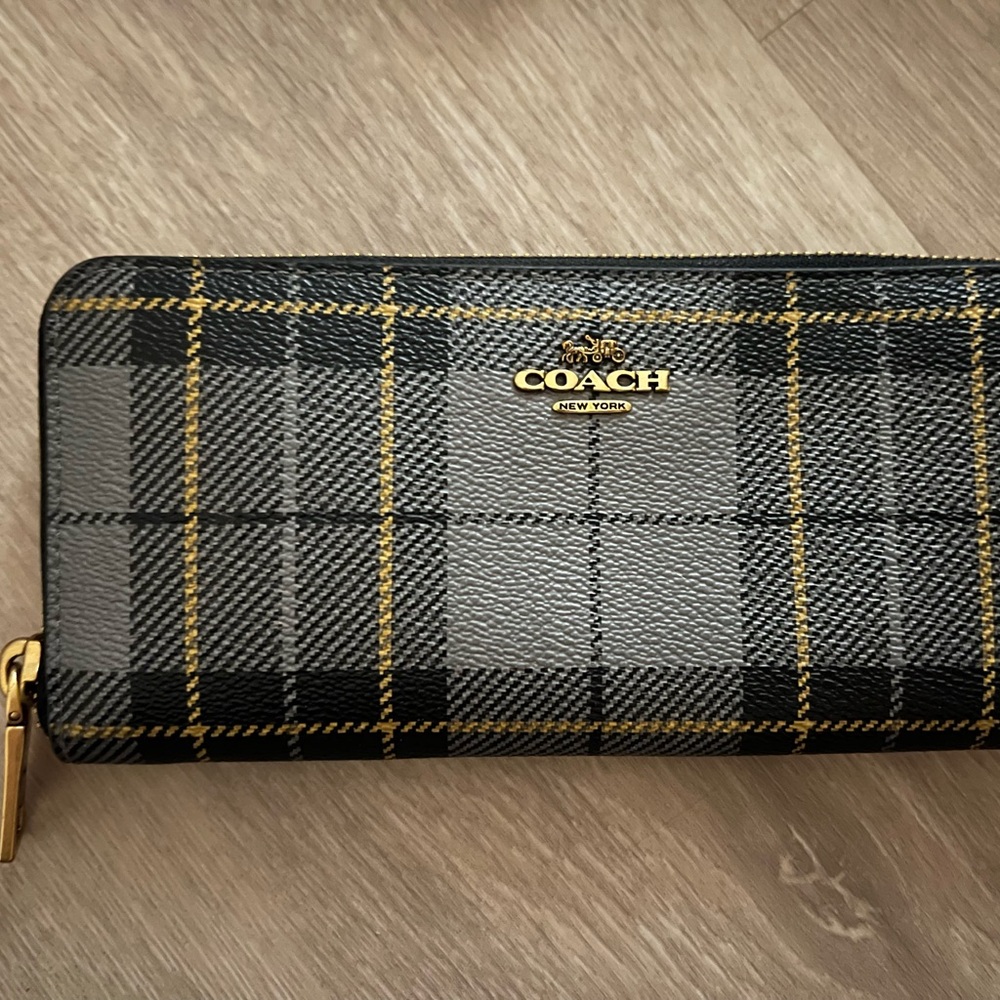 COACH Novelty Plaid Print Slim Accordion Zip-Around Wallet-Black Multi
